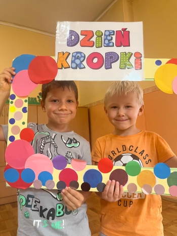 dzien kropki 12